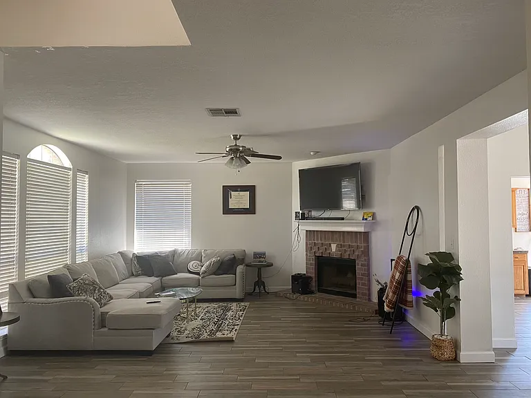 606 Meadow View Dr — Photo 14