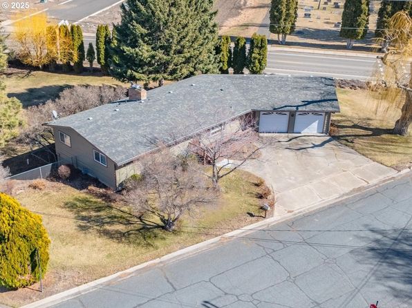 10102 Emily Dr, La Grande, OR 97850