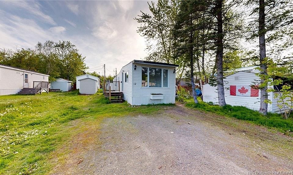 1st image of 12 Midway Dr