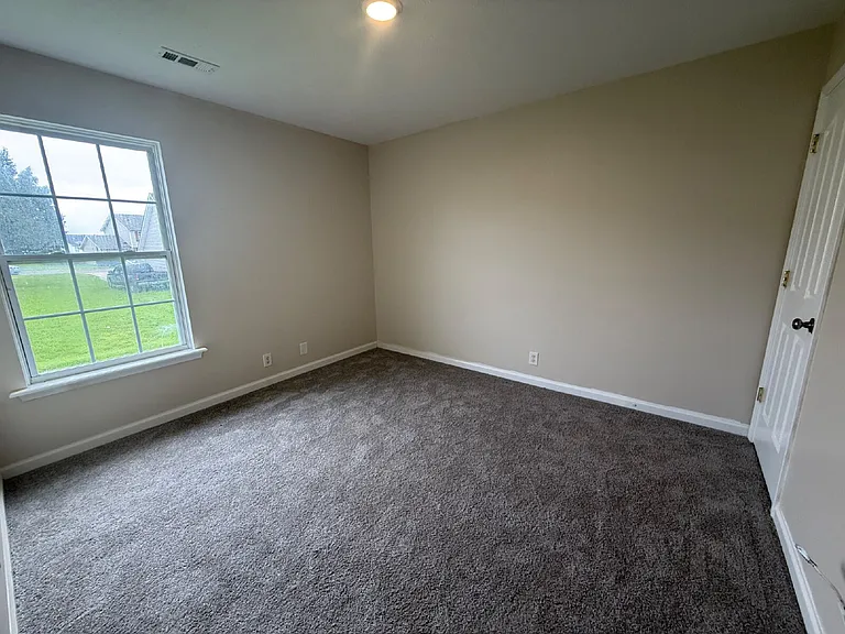 1240 Shannon Ln — Photo 19