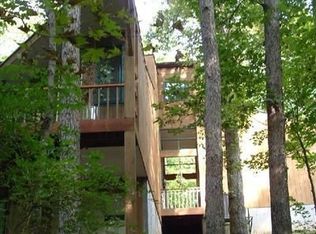 4042 Maryridge Ln, Eureka, MO 63025