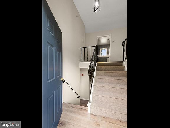 5th image of 101 Laurelwood Dr