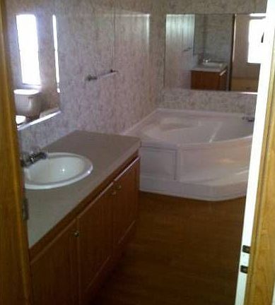 GLAMOR BATH