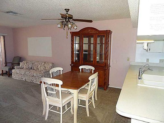 3rd image of 7423 Greystone Dr