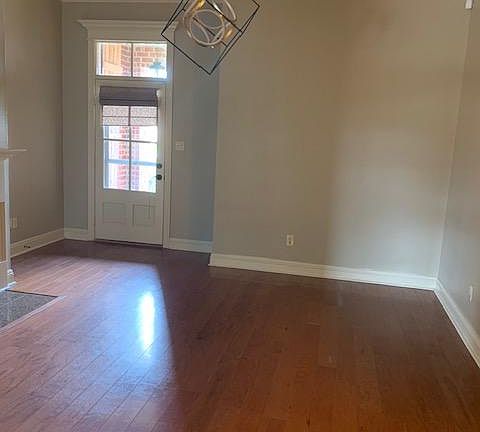 2nd image of 502 Doloria Dr