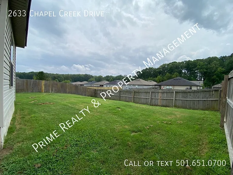2633 Chapel Creek Dr — Photo 15