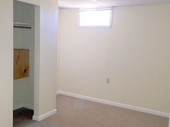 Bonus room has additional closet space.