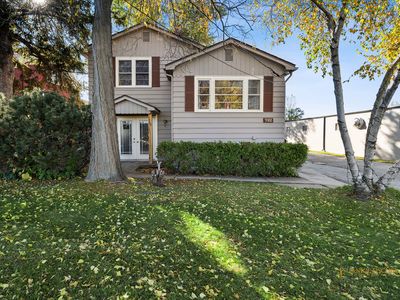 722 E Calhoun St, Woodstock, IL, 60098