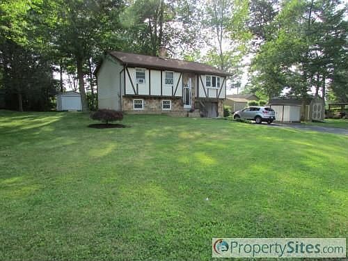 1st image of 1616 Regina Cir