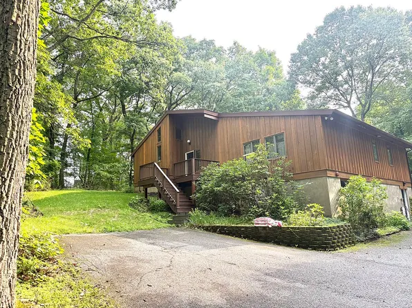 90 Highland Ave, Marlboro, NY 12542