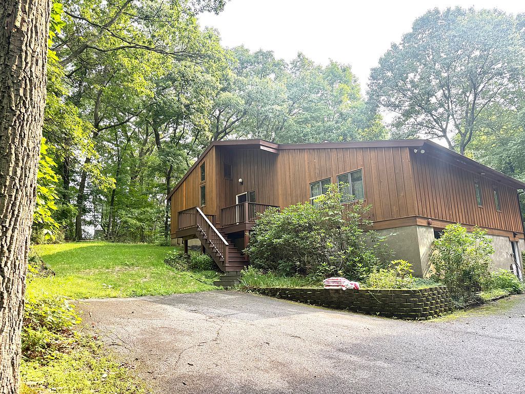 90 Highland Ave - Property Image