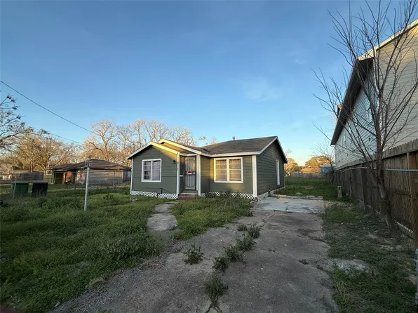 9117 Brandon St, Houston, TX 77051