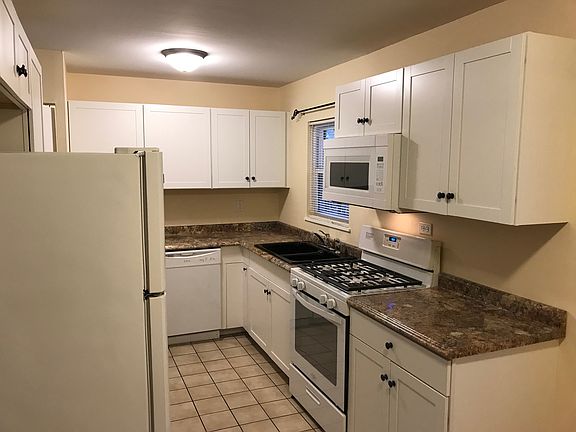 4th image of 3121 N Kingsley Dr