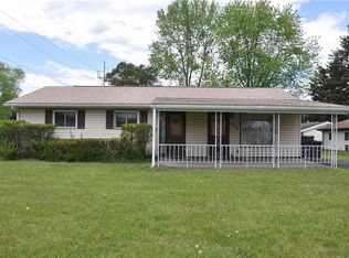 202 Sherwood Dr, Cranberry Township, PA 16066