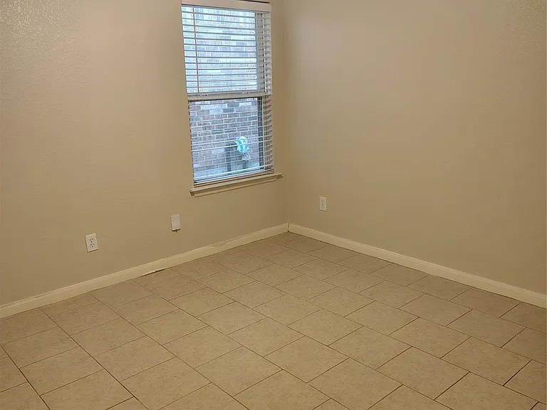13003 Bramford Point Ln — Photo 9