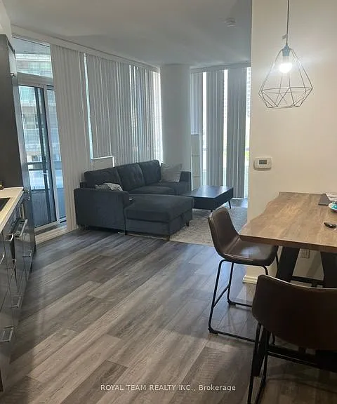 45 Charles St E #706 — Photo 3