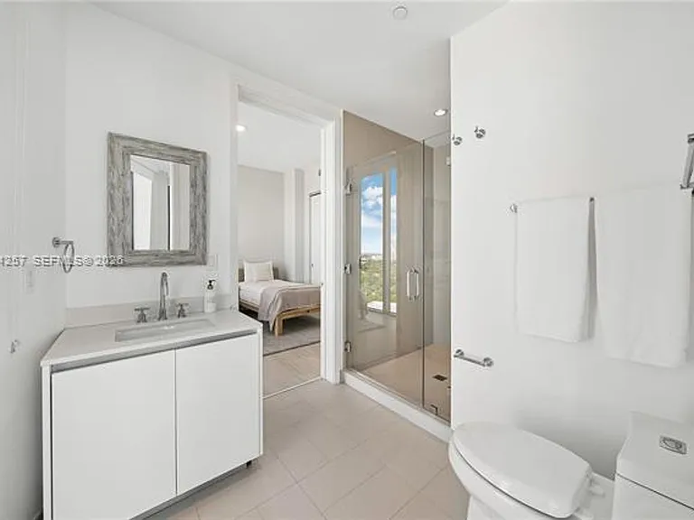 2831 S Bayshore Dr #CU-1701 — Photo 47