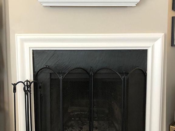 Working wood fireplace!