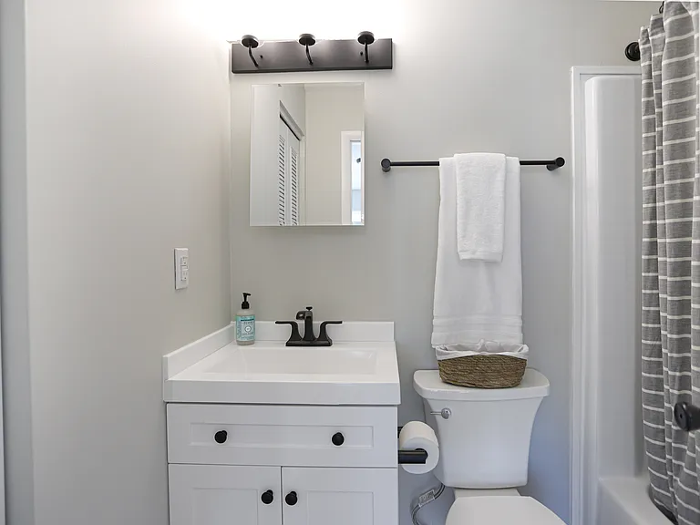 Riverview Terrace Apartments — Photo 11