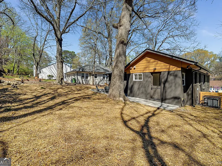 936 Byron Dr SW — Photo 9