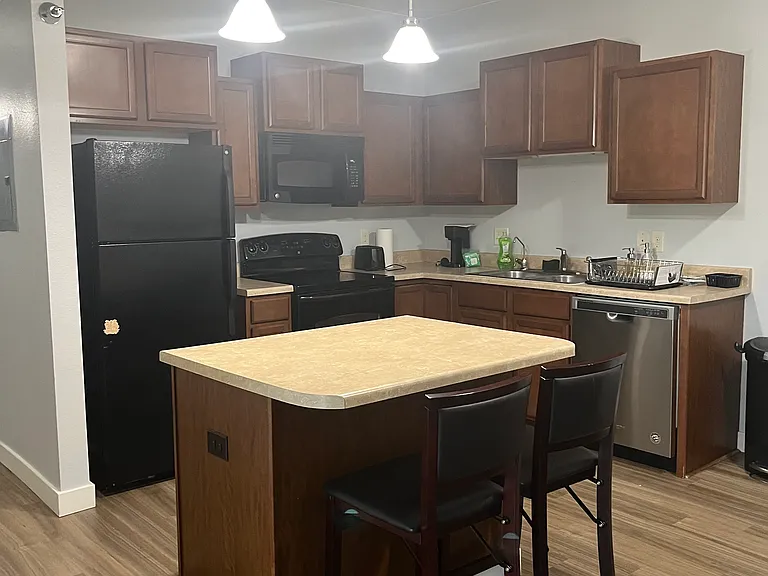 1825 SW White Birch Cir #10 — Photo 6