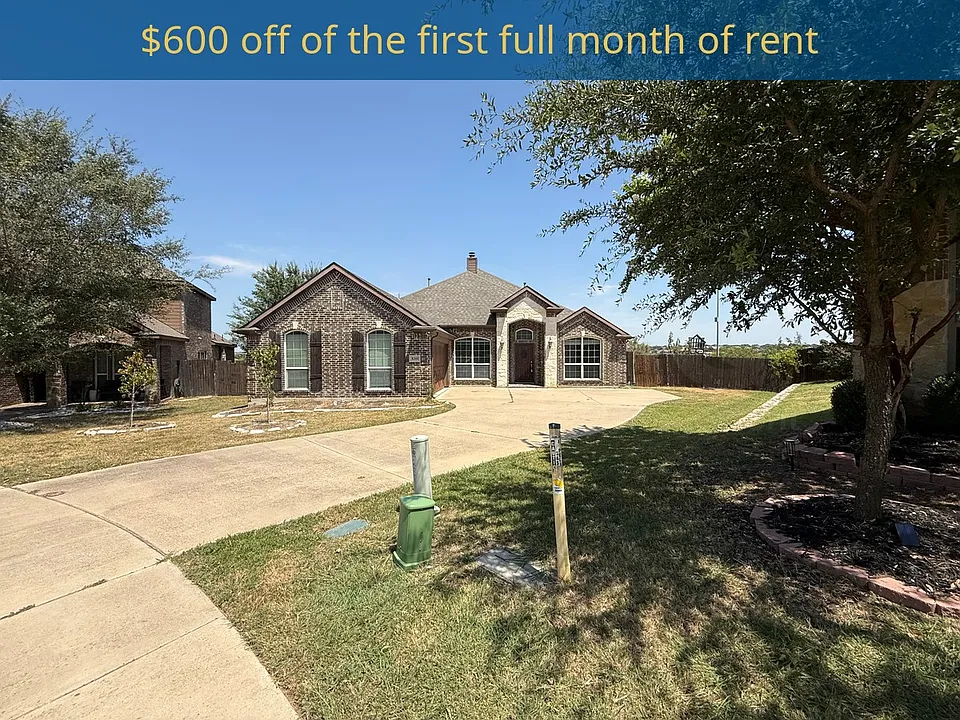 8300 Blue Periwinkle Ln