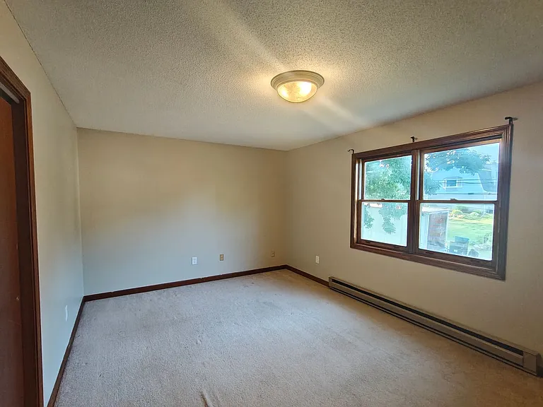 42-44 Lyric Ave — Photo 8