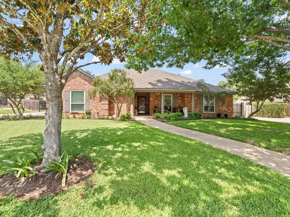 1607 Chaucer Dr, Cleburne, TX 76033