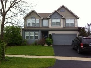 449 Mockingbird Ct, Lindenhurst, IL 60046