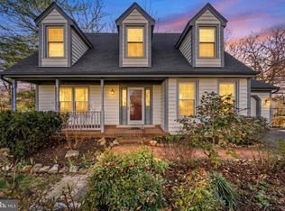 9101 Blue Jug Lndg, Burke, VA 22015