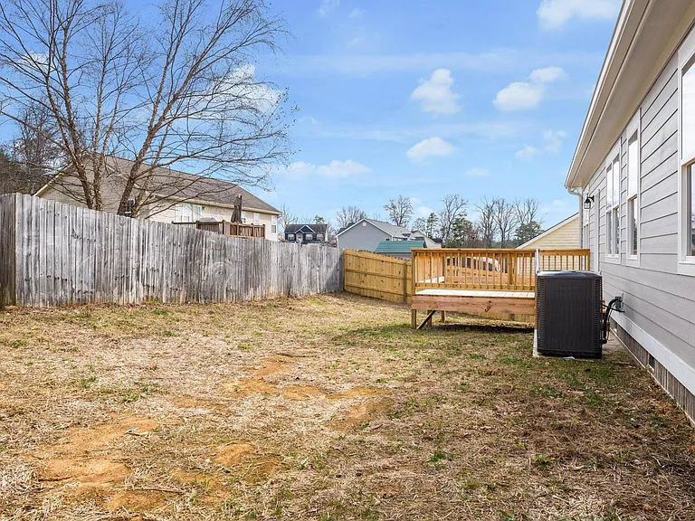 9572 Sweet Gum Ln — Photo 34