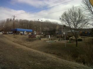203 1st St, Fort Madison, IA 52627