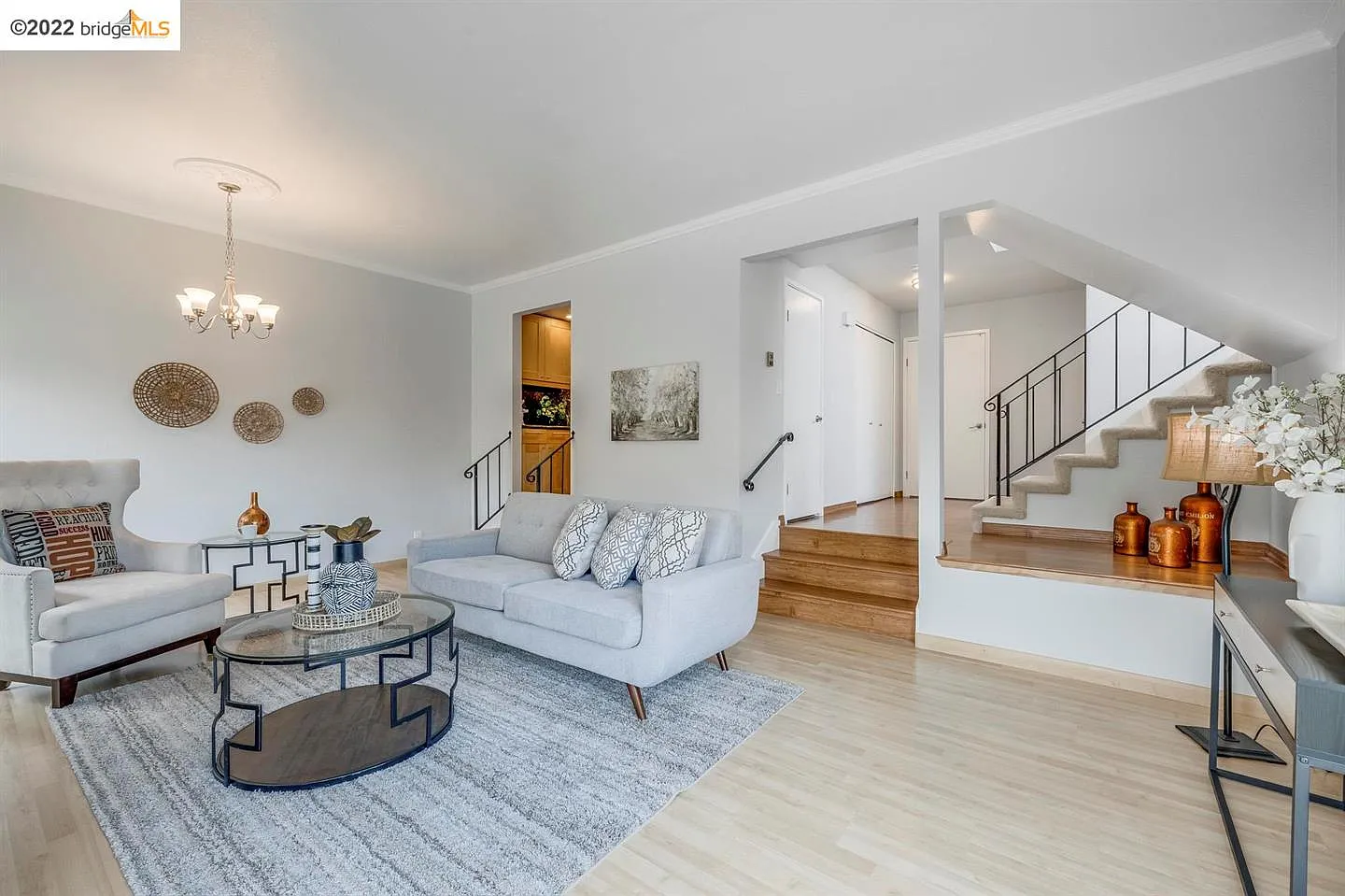 3 bed, 1694 sqft, $3,950 — Photo 3