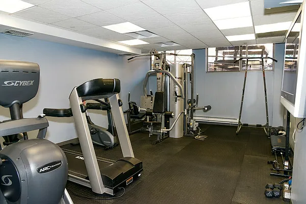 Rented by Berkshire Hathaway HomeServices New York Properties | media 20