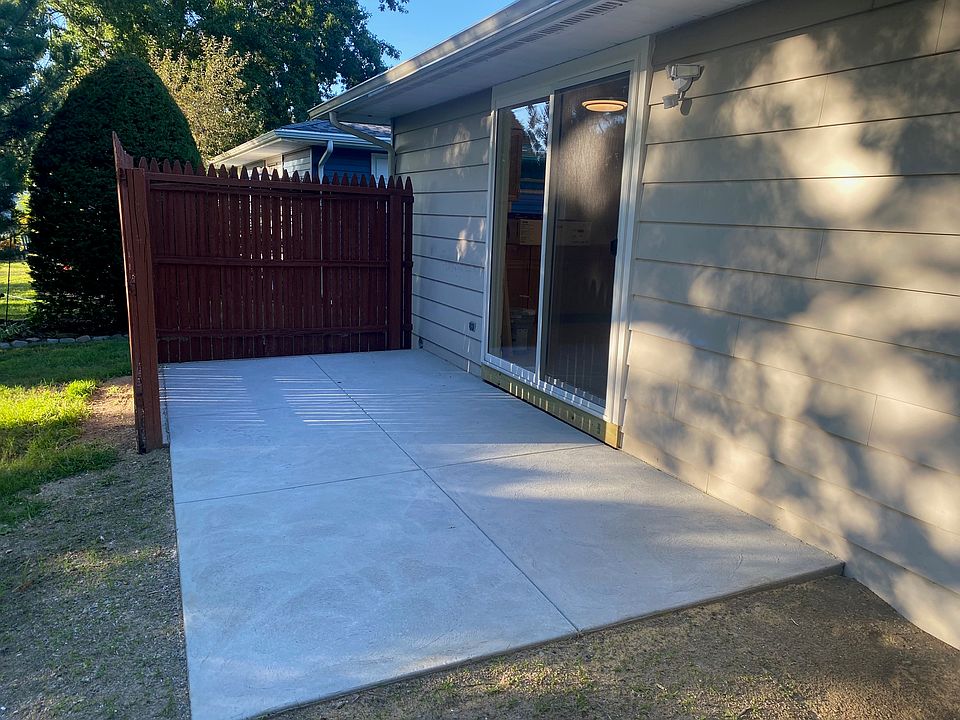 PRIVATE BACK PORCH AREA. IDEAL FOR QUIET SEATING OR GRILLING
