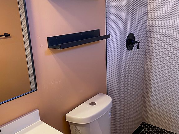 5th image of 3016 N 57th Dr #2