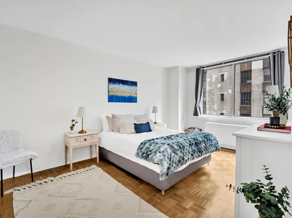 235 East 40th Street image 6 of 20