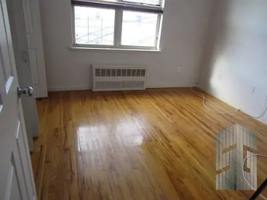 Rented by Skyline Group Real Estate | media 48