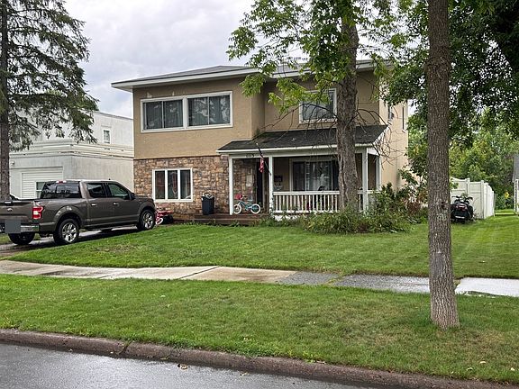 2nd image of 1113 Minnesota St
