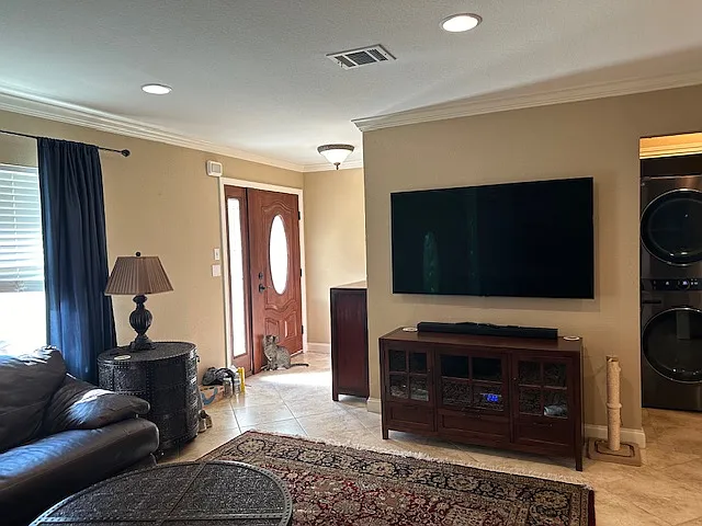2187 E Settlers Way — Photo 2