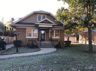 661 Addison St, Elgin, IL 60120