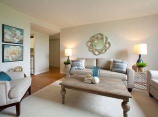 Squire Court Apartments and Waverly Place, Saint Catharines, ON L2P 3V4