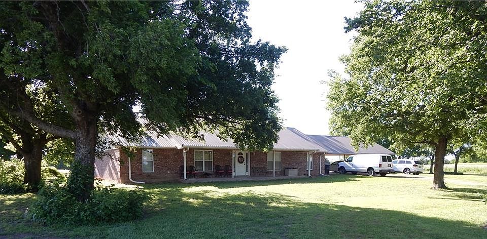 1st image of 16778 Farm Road 38 N