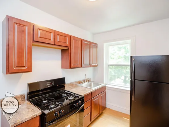 1301 N Ridgeland Ave, 1301 Ridgeland Ave #1301, Berwyn, IL 60402