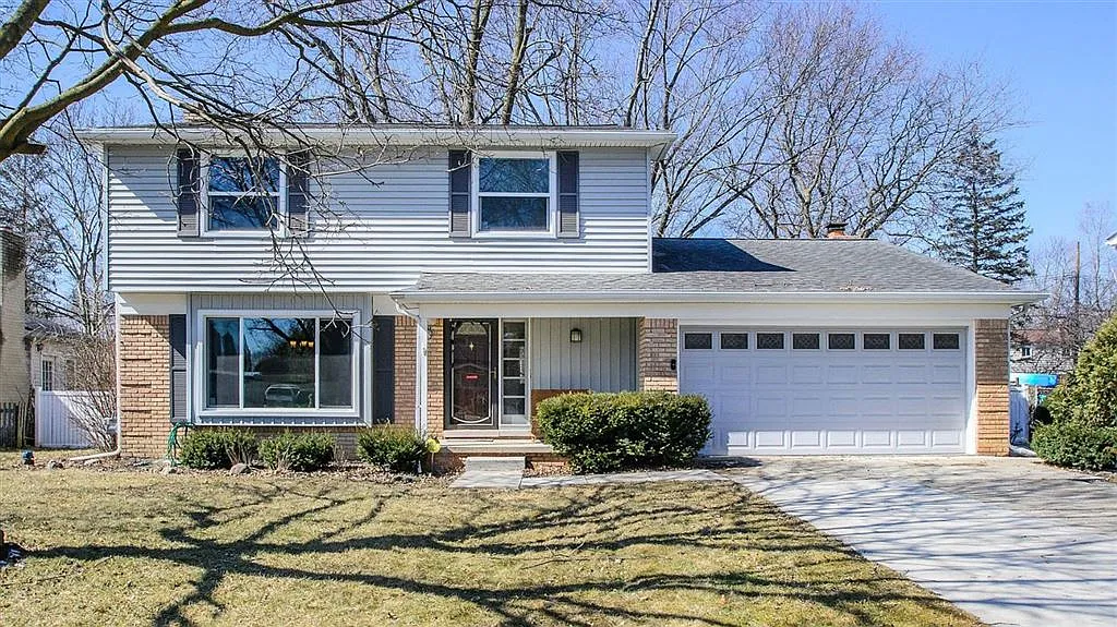 2688 Hawks Ave photo 1