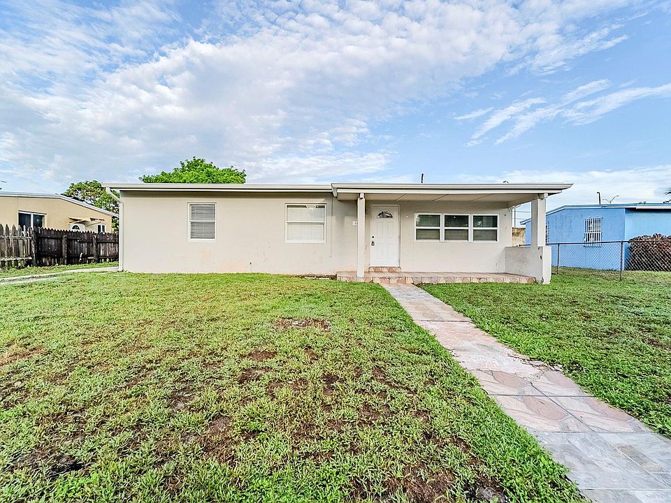 1st image of 1786 Lauderdale Manor Drive