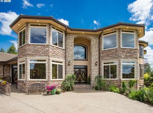 10155 SE Forton Pl, Happy Valley, OR 97086