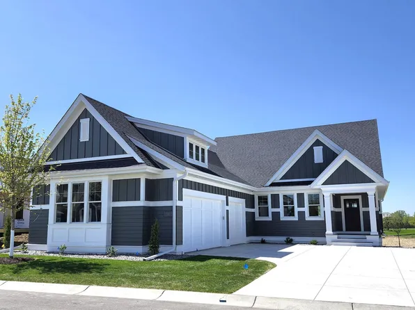 115 Spring Farm Rd, North Oaks, MN 55127