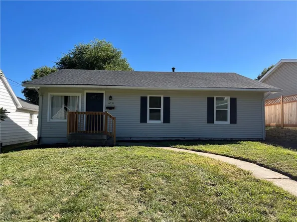 1835 Oneida St, Lexington, MO 64067