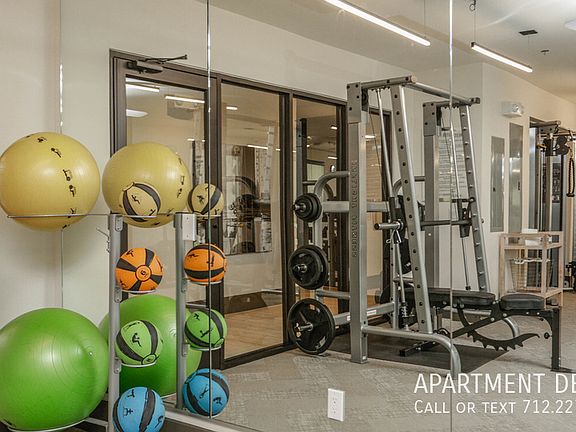 4th image of 356 N Wesley Dr #1668